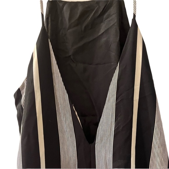 Forever 21 Maxi Dress size Small - Picture 4 of 7